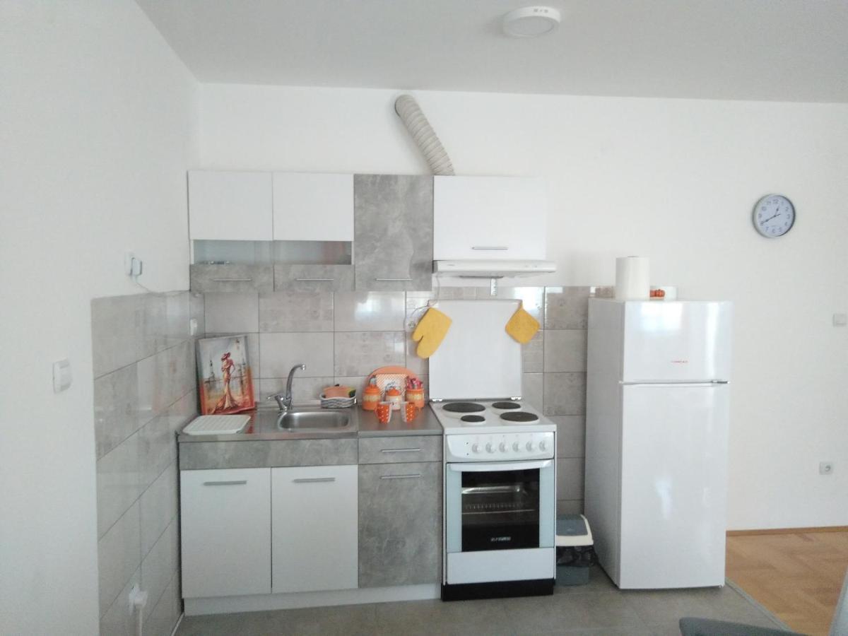 Apartman Maca Пирот Экстерьер фото