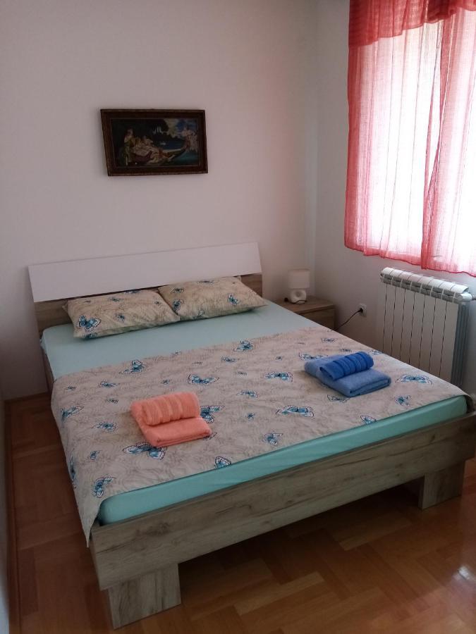Apartman Maca Пирот Экстерьер фото